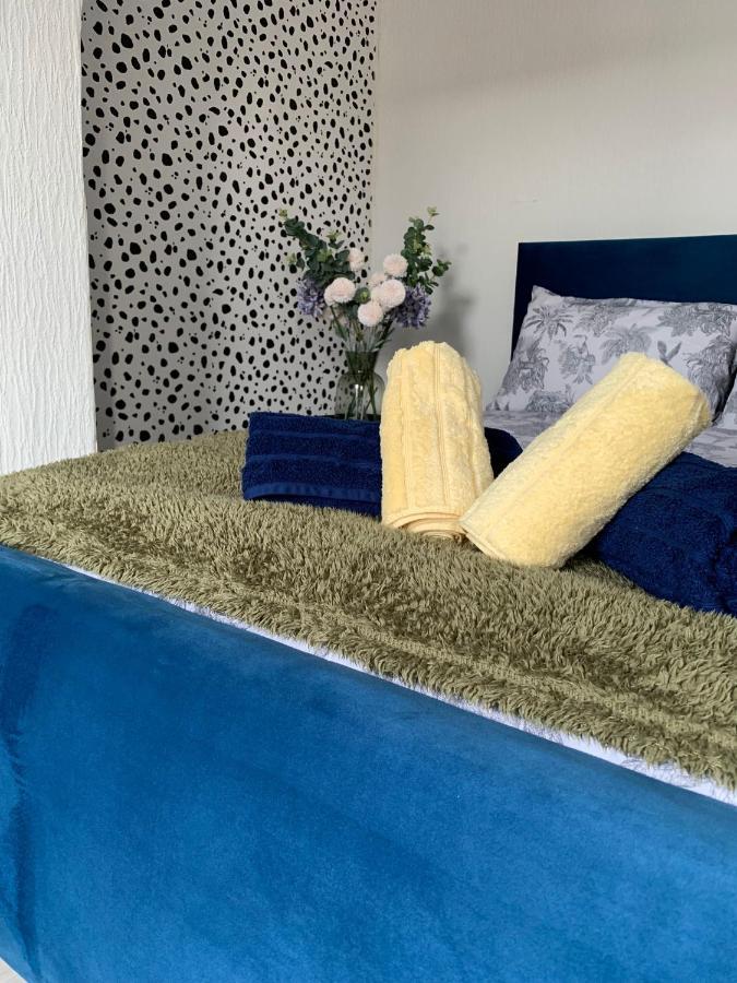 House Of Cosy Dots Villa Northampton Exterior photo